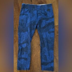 Nike Womens cropped leggings Sz medium blue black